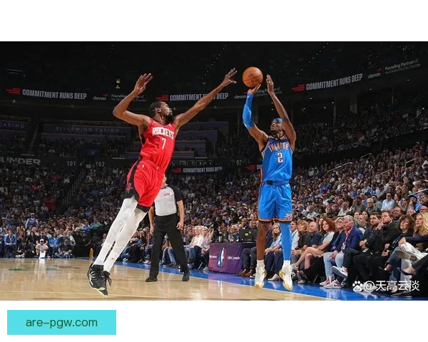 火箭雷霆激战回顾精彩瞬间全程解析赛场焦点对决