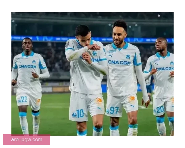 图卢兹主场惜败马赛 狭路相逢0比1痛失三分 图卢兹主场惜败马赛 狭路相逢0比1痛失三分