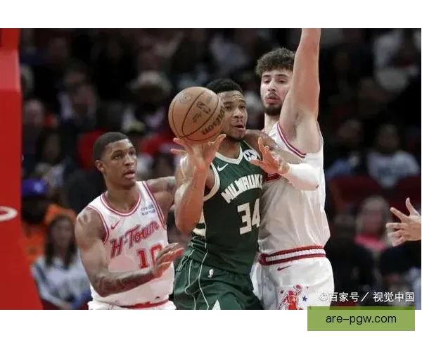 芝加哥公牛120比97大胜雄鹿拉文率队全面开火送密尔沃基惨败